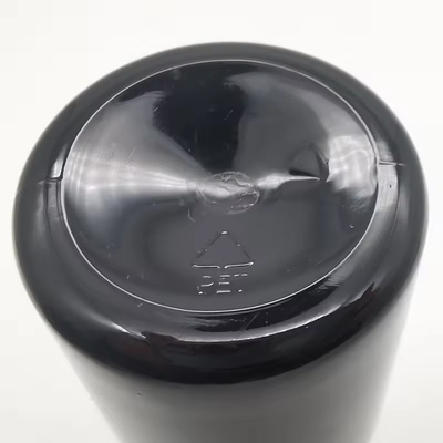 Bouteille de pulvérisation cosmétique en plastique noir et brillant en PET de 50 ml avec tête de pulvérisation fine noire