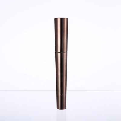 les tubes de mascara de 12ml 15mm entassent en vrac le rose et le tube noir 12g de mascara
